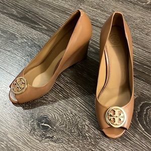 Tory Burch heels, caramel size 8